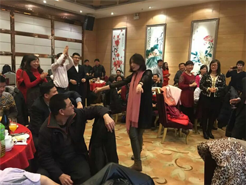 仟億達(dá)(831999)2015年度經(jīng)營分析暨迎2016年春年會(huì) 仟億達(dá)(831999)2015年度經(jīng)營分析暨迎2016年春年會(huì)