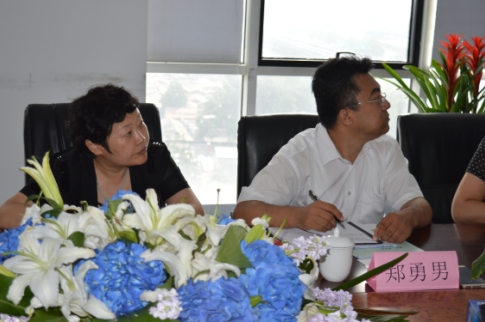 北京市委統(tǒng)戰(zhàn)部副部長、市工商聯(lián)書記鄭默杰一行蒞臨仟億達集團831999考察指導(dǎo)工作