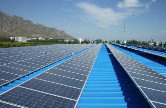 仟億達(831999)投建的江蘇玖蓉企業(yè)屋頂光伏發(fā)電站正式并網(wǎng)發(fā)電 仟億達(831999)投建的江蘇玖蓉企業(yè)屋頂光伏發(fā)電站正式并網(wǎng)發(fā)電